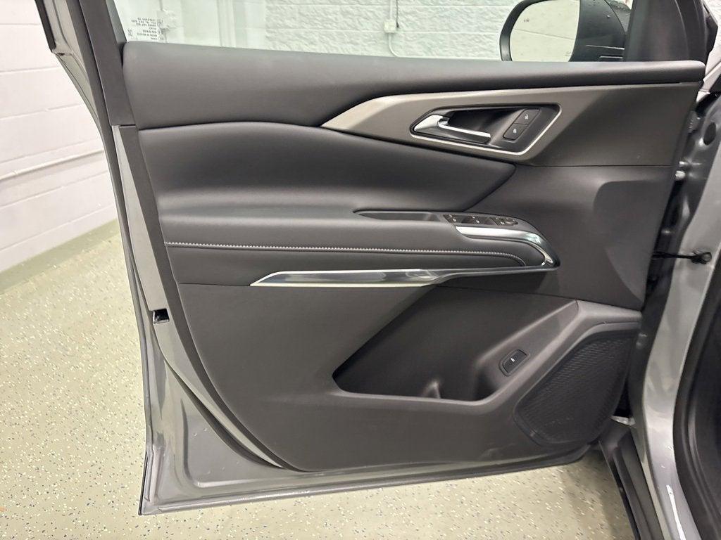 new 2026 Chevrolet Traverse car, priced at $43,920