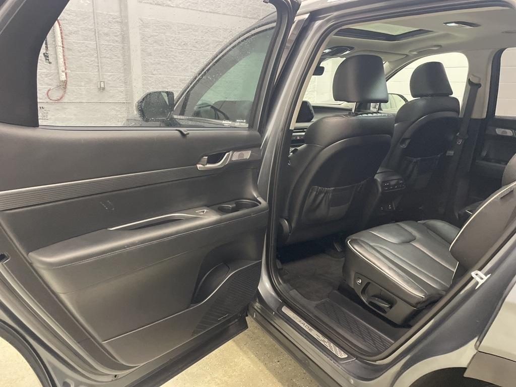 used 2023 Hyundai Palisade car, priced at $35,999