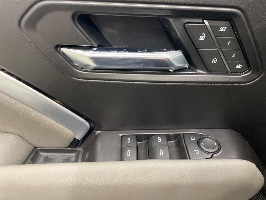 new 2025 Chevrolet Colorado car, priced at $52,170