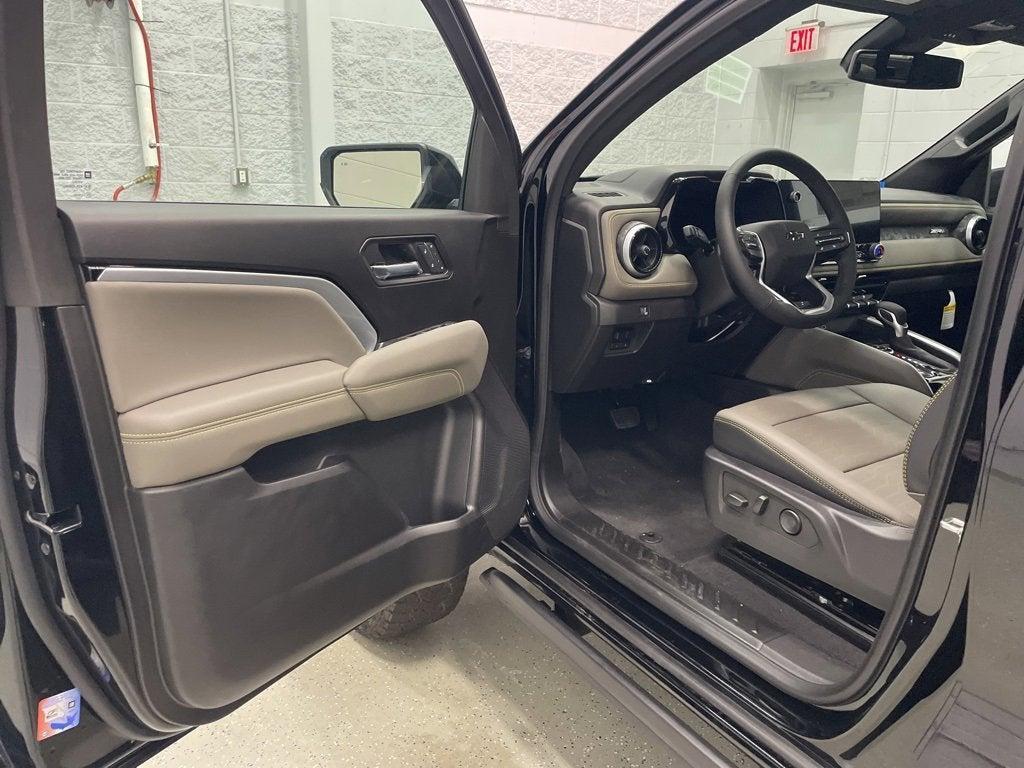 new 2025 Chevrolet Colorado car, priced at $52,170