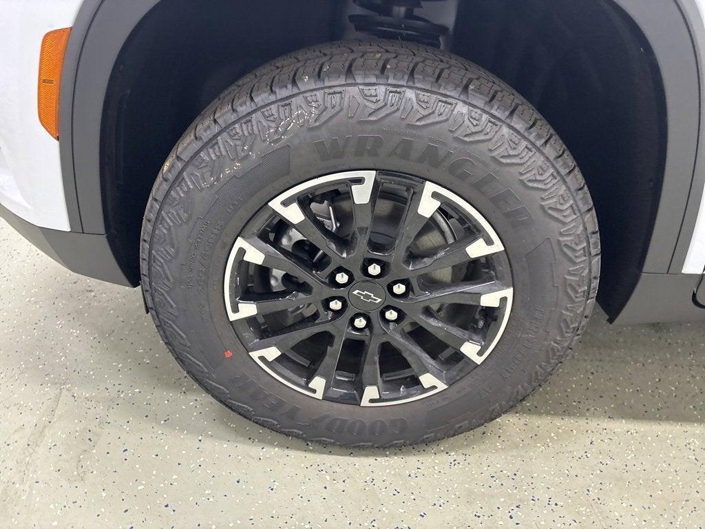 new 2026 Chevrolet Traverse car, priced at $51,440