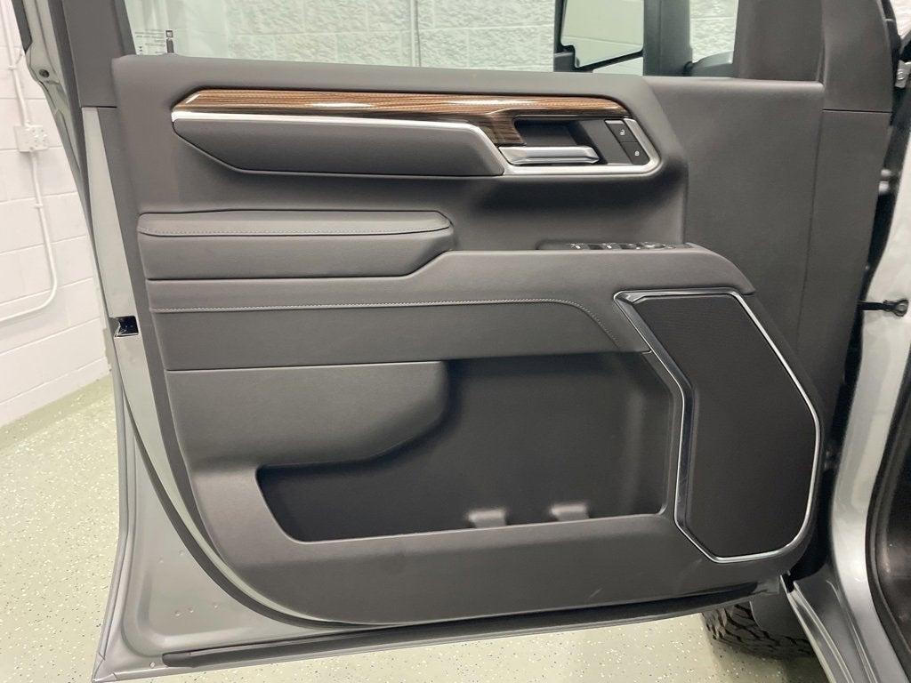 new 2025 Chevrolet Silverado 3500 car, priced at $61,249