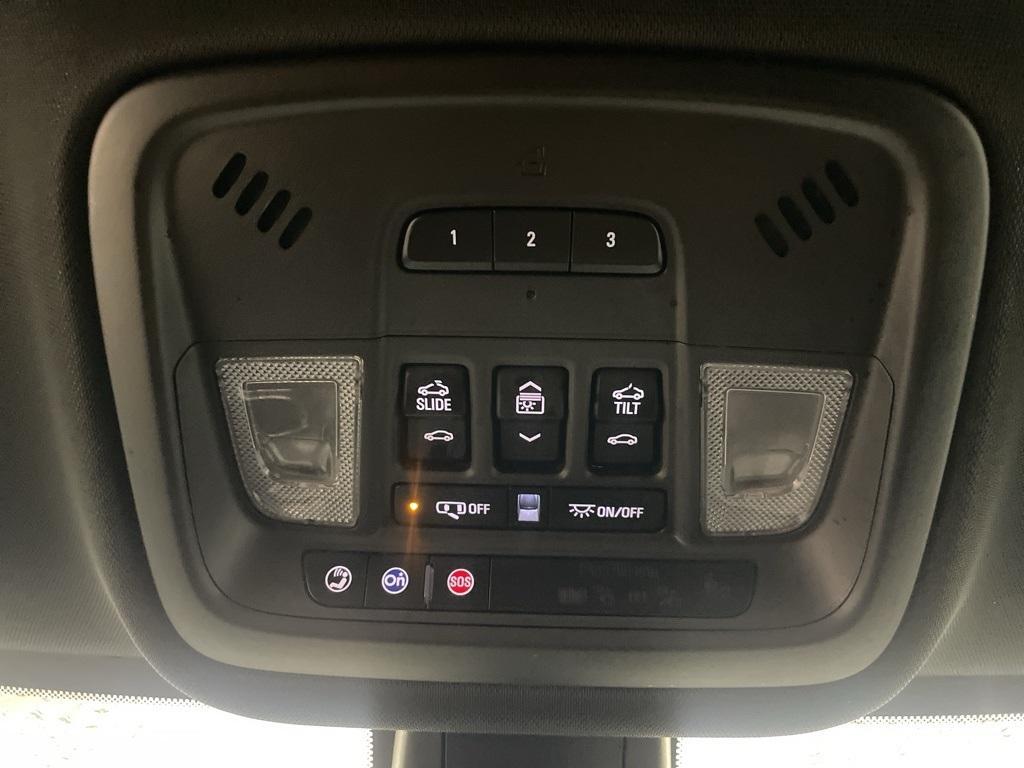 used 2023 Chevrolet Traverse car, priced at $39,999
