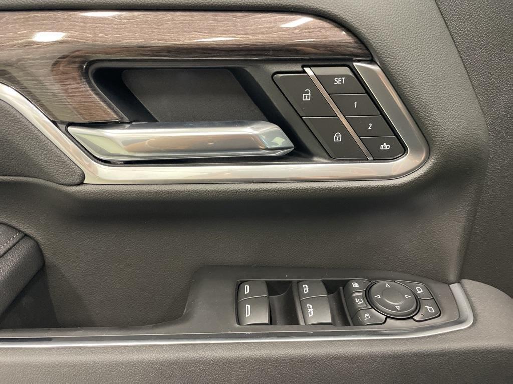 new 2025 Chevrolet Silverado 3500 car, priced at $78,180