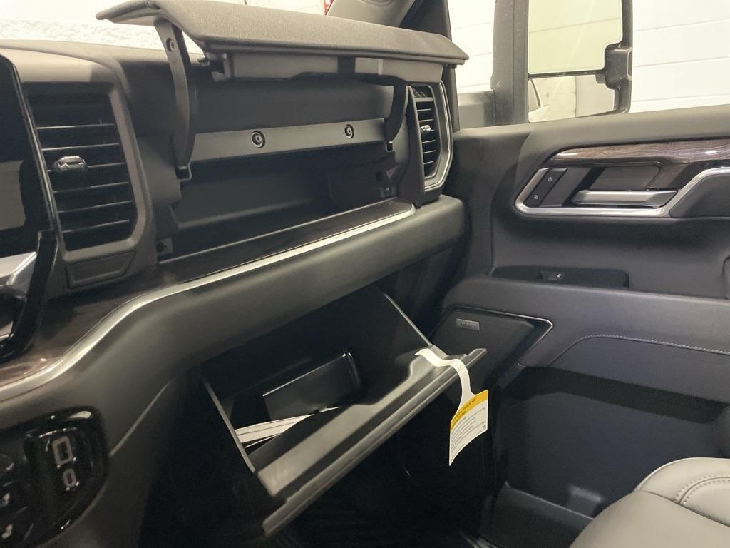 new 2025 Chevrolet Silverado 3500 car, priced at $78,180