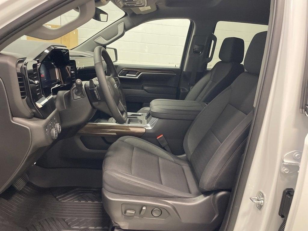 new 2025 Chevrolet Silverado 1500 car, priced at $52,390