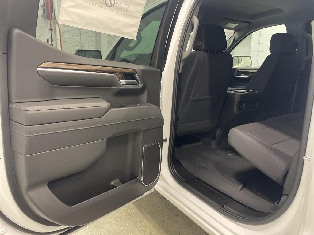 new 2025 Chevrolet Silverado 1500 car, priced at $49,525
