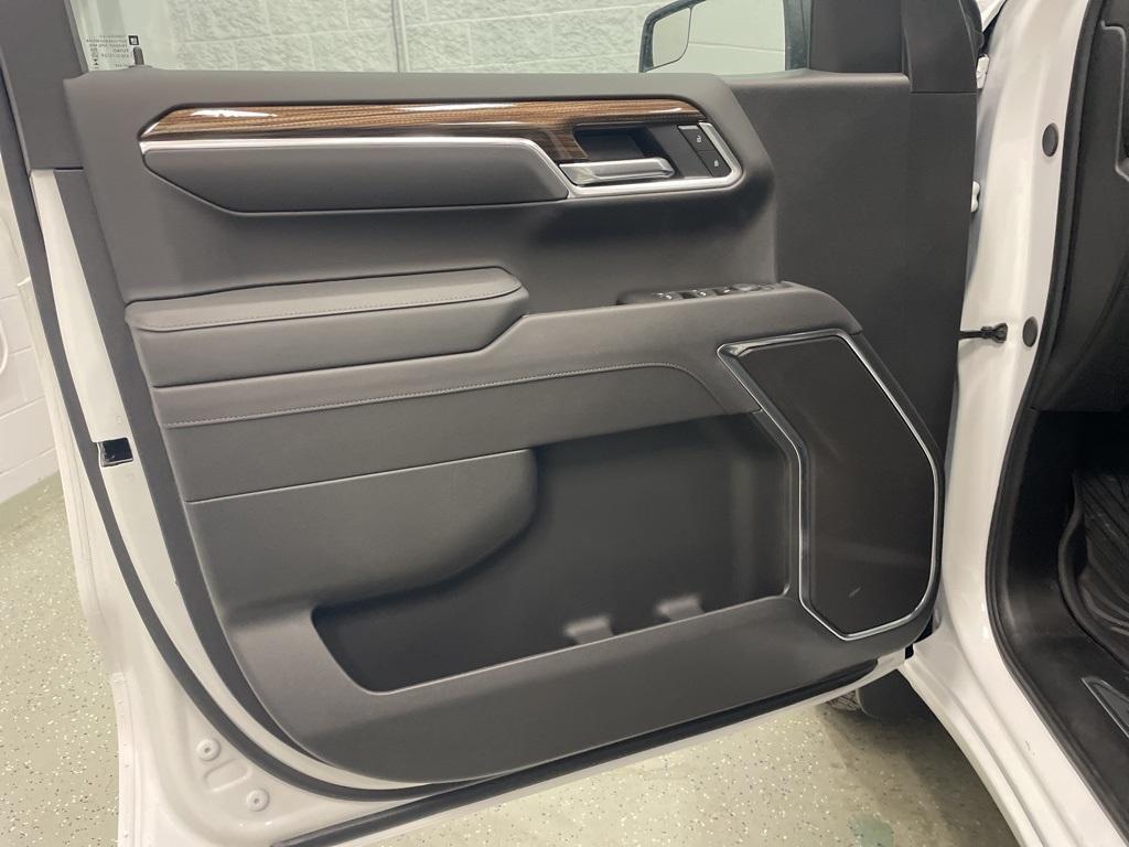 new 2025 Chevrolet Silverado 1500 car, priced at $49,525