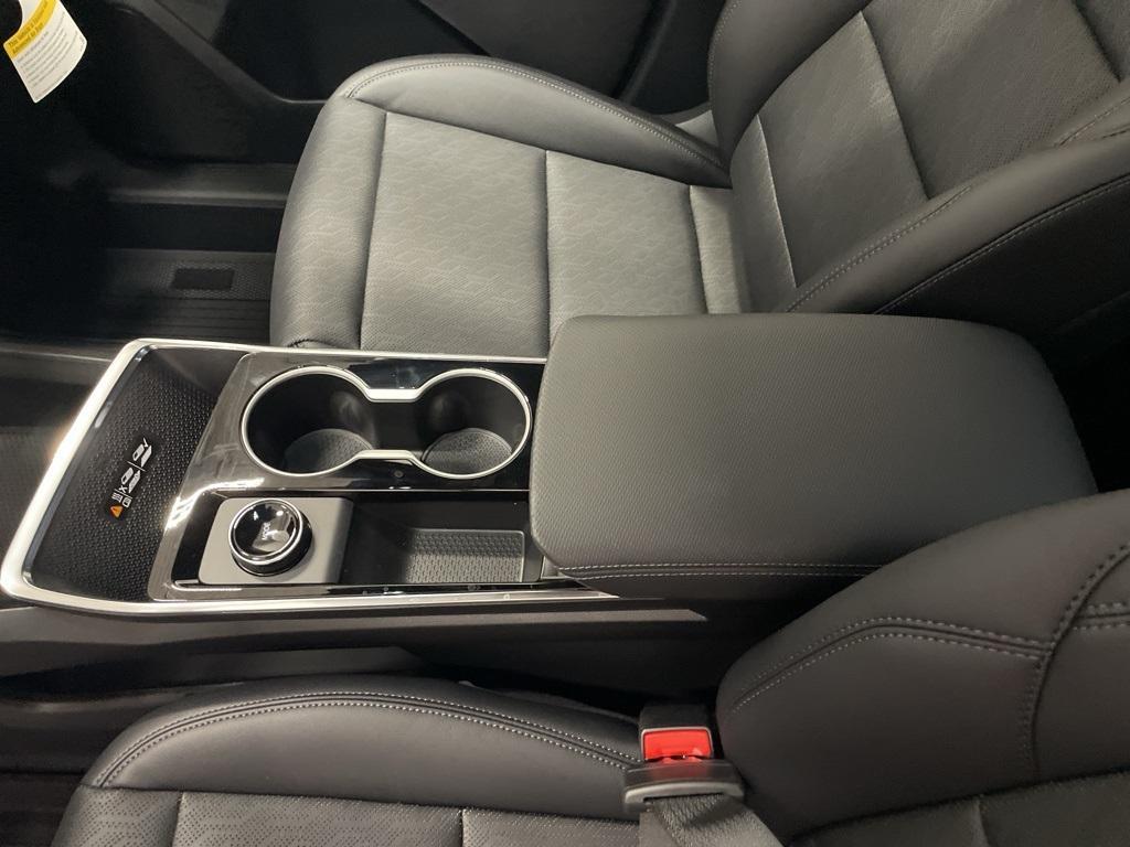 new 2026 Chevrolet Equinox car, priced at $34,199
