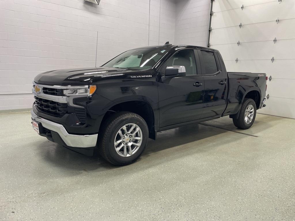 new 2025 Chevrolet Silverado 1500 car, priced at $44,695