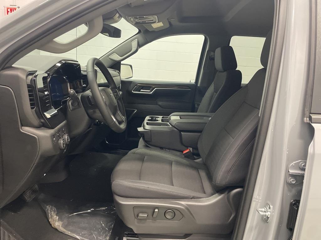 new 2025 Chevrolet Silverado 1500 car, priced at $51,355
