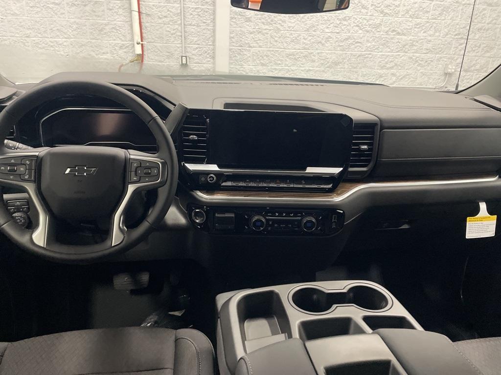 new 2025 Chevrolet Silverado 1500 car, priced at $51,355