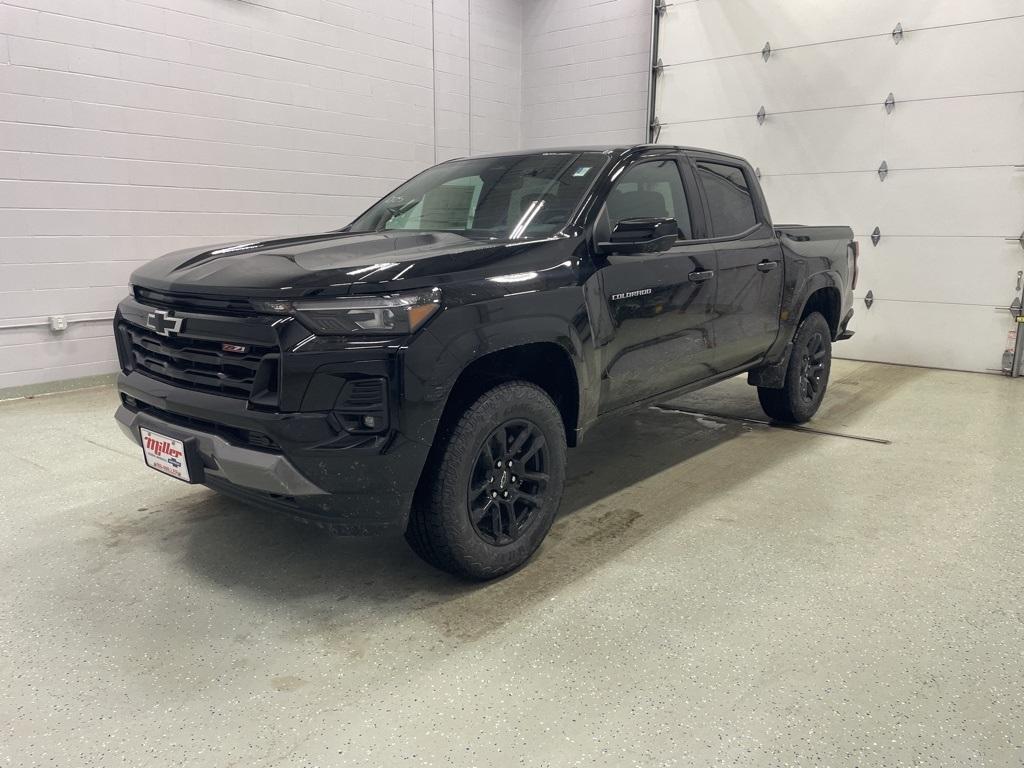 new 2025 Chevrolet Colorado car, priced at $49,860
