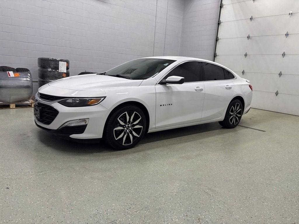 used 2022 Chevrolet Malibu car, priced at $18,999