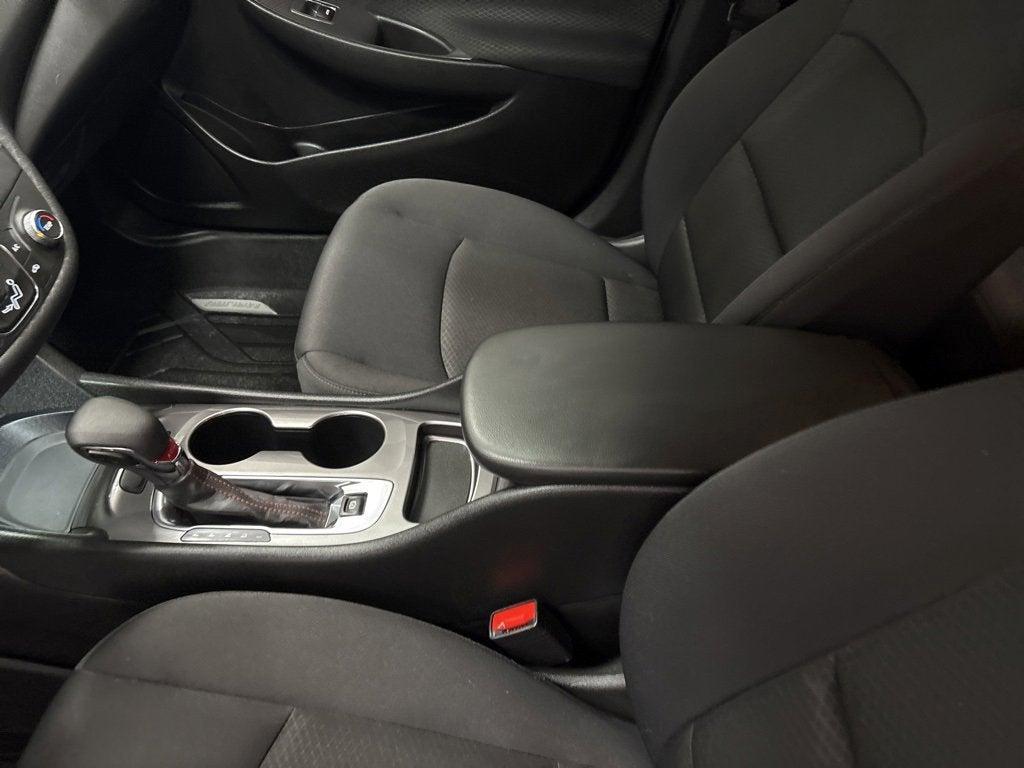 used 2022 Chevrolet Malibu car, priced at $18,999