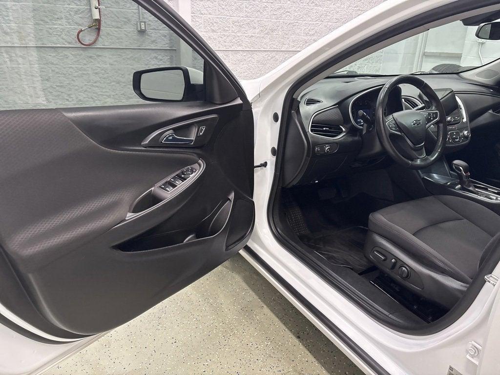 used 2022 Chevrolet Malibu car, priced at $18,999