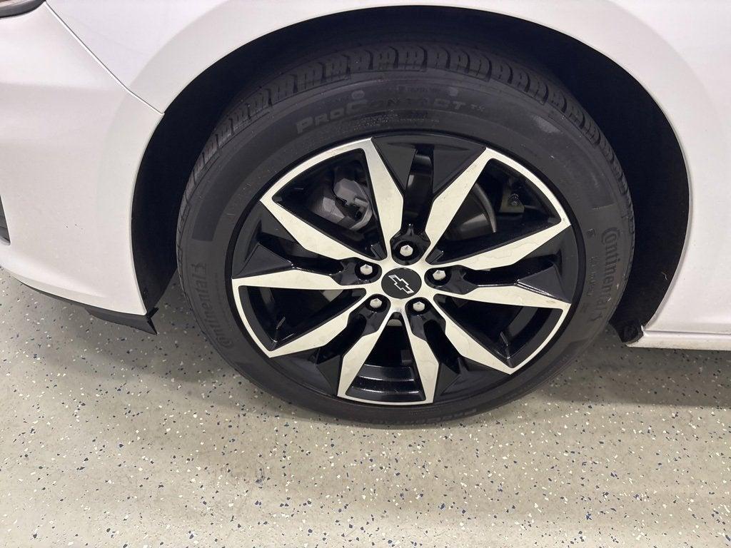 used 2022 Chevrolet Malibu car, priced at $18,999