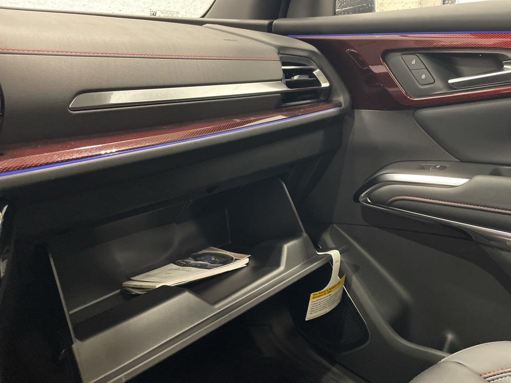 new 2025 Chevrolet Traverse car, priced at $56,845