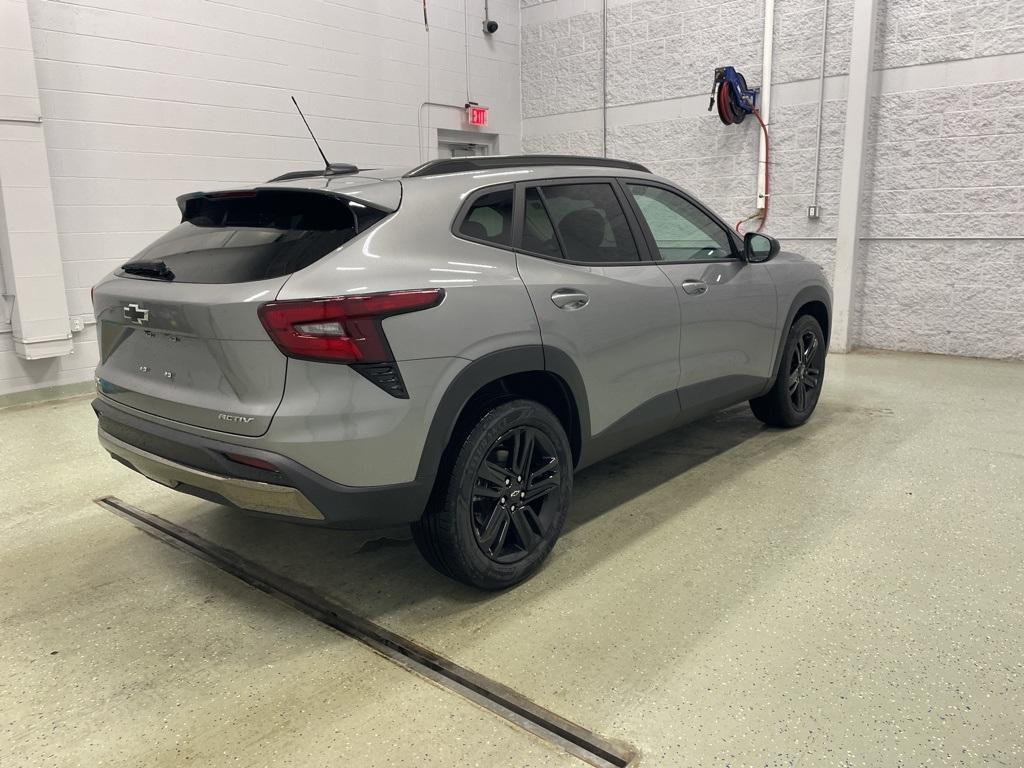 new 2025 Chevrolet Trax car, priced at $25,499