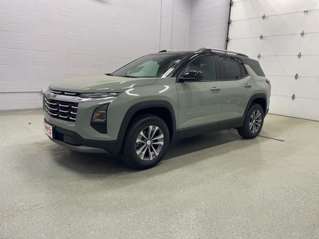 new 2025 Chevrolet Equinox car, priced at $31,240