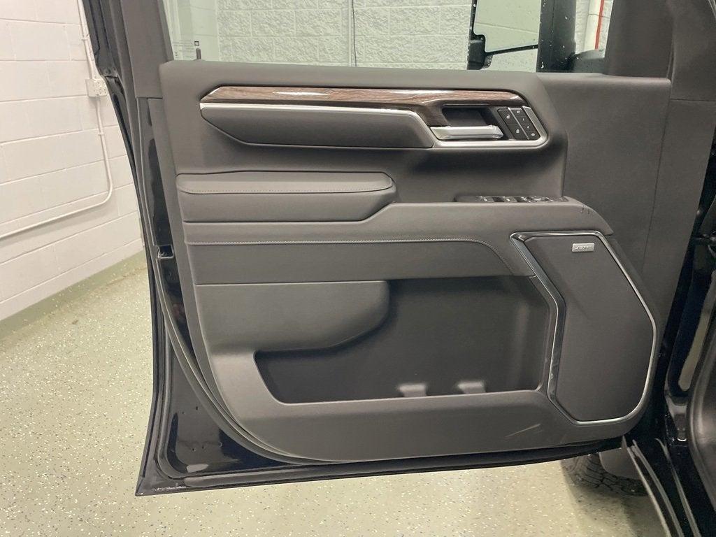 new 2025 Chevrolet Silverado 3500 car, priced at $76,790