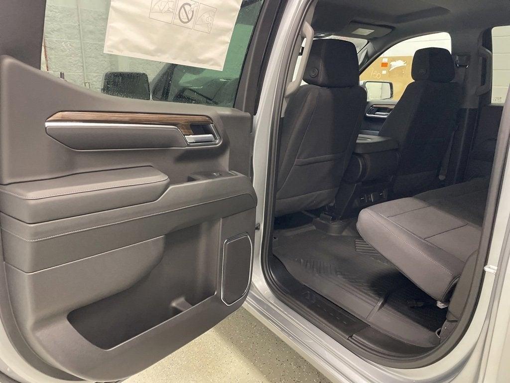 new 2025 Chevrolet Silverado 1500 car, priced at $48,720