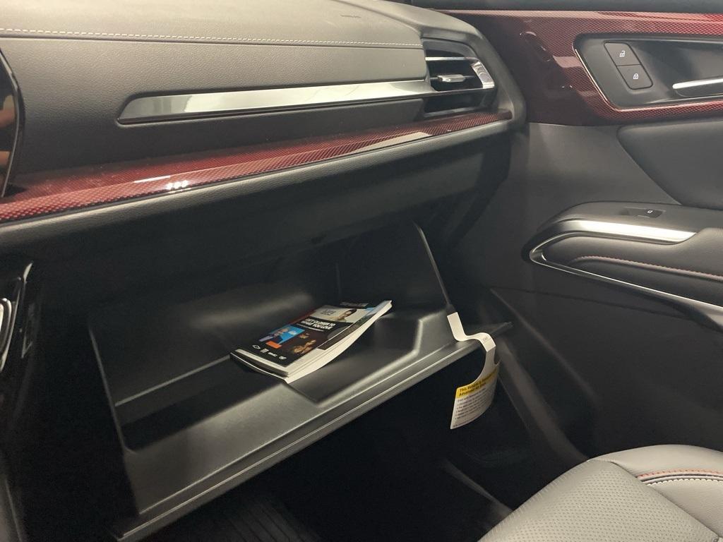 new 2025 Chevrolet Traverse car, priced at $47,760