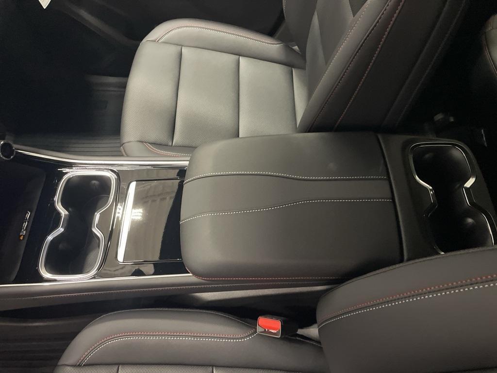 new 2025 Chevrolet Traverse car, priced at $47,760