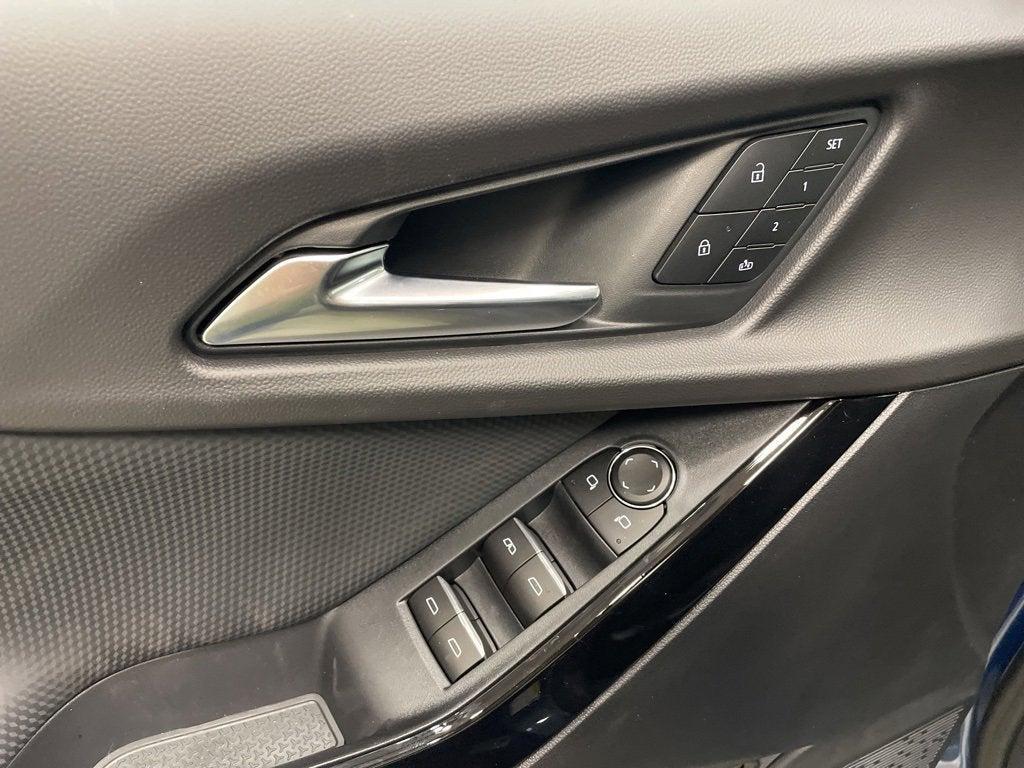new 2026 Chevrolet Equinox car, priced at $34,205