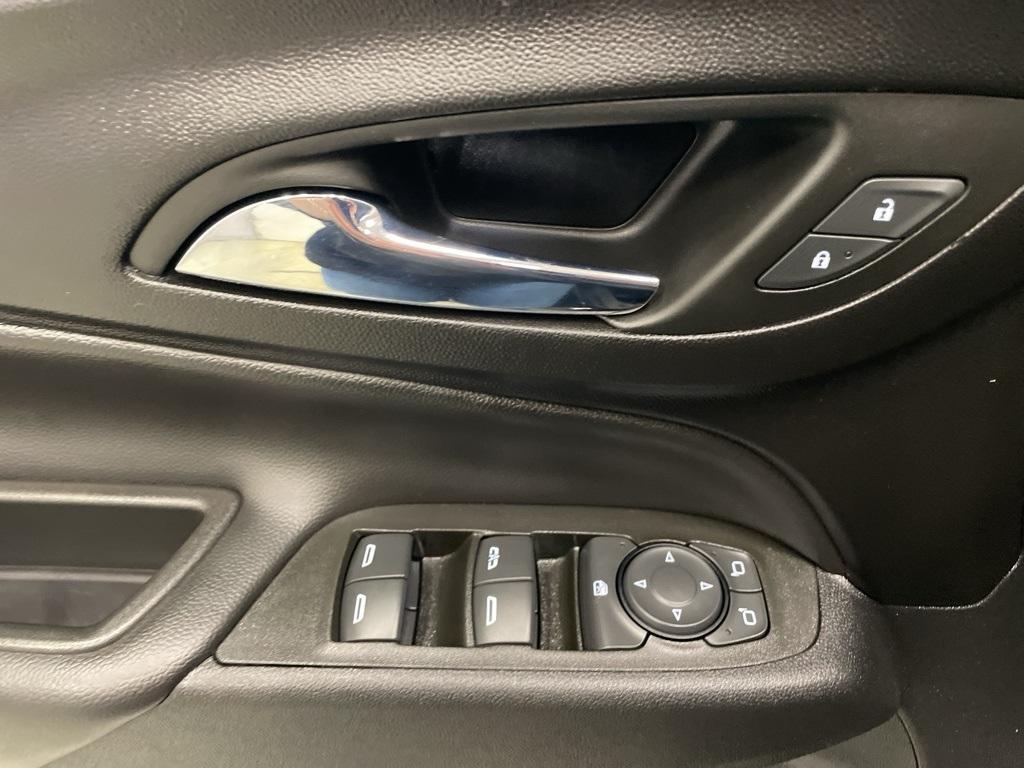 used 2022 Chevrolet Equinox car