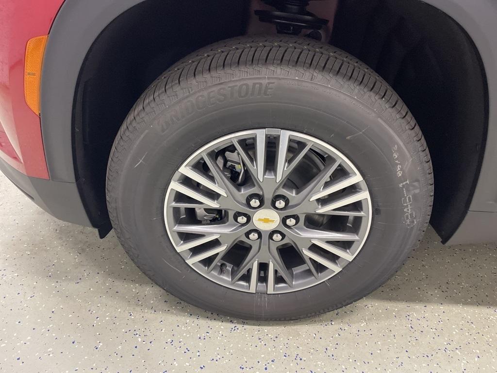 new 2025 Chevrolet Traverse car, priced at $42,999