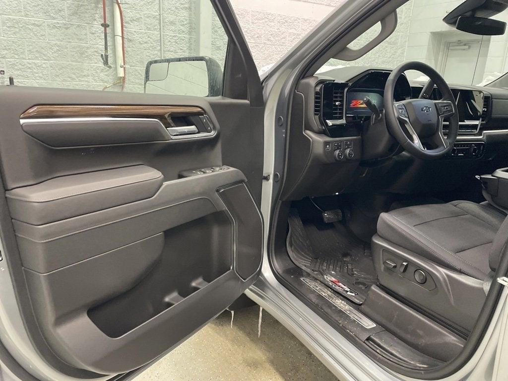 new 2025 Chevrolet Silverado 1500 car, priced at $50,005