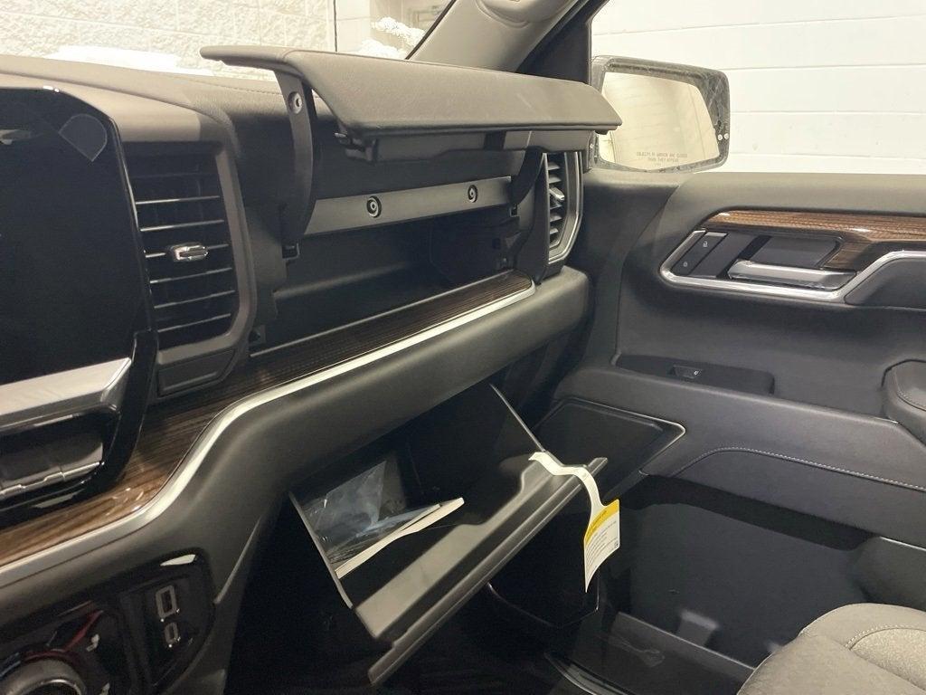 new 2025 Chevrolet Silverado 1500 car, priced at $50,005