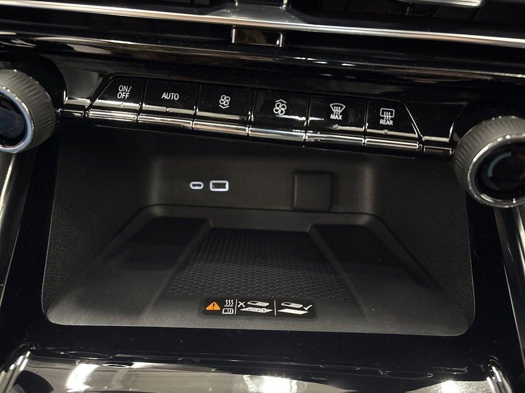 new 2026 Chevrolet Traverse car, priced at $56,999