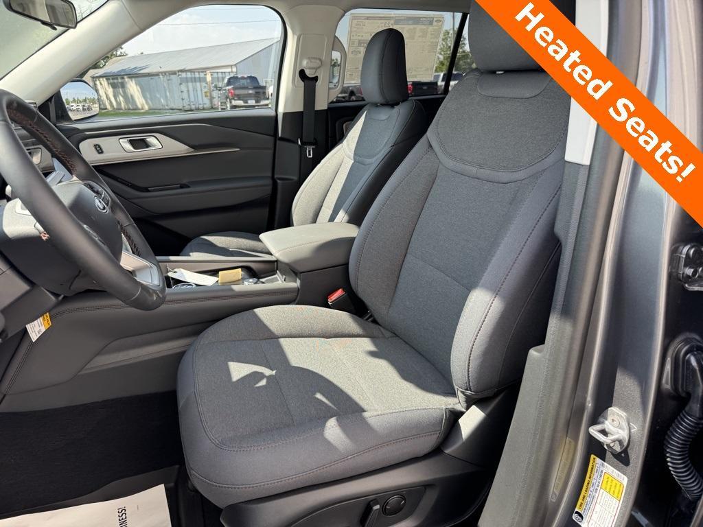 new 2025 Ford Explorer car, priced at $42,078