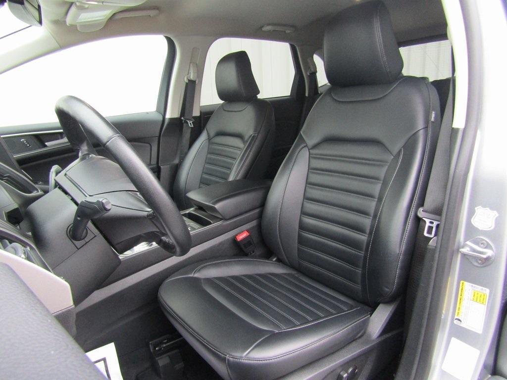 used 2024 Ford Edge car, priced at $25,500