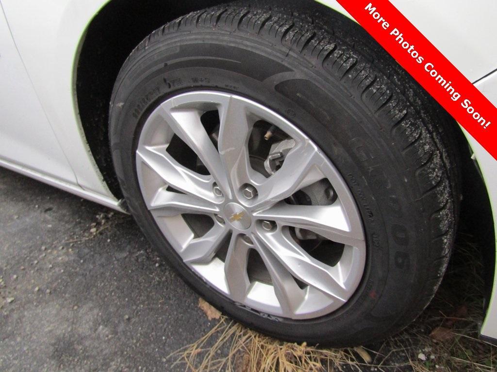 used 2023 Chevrolet Malibu car, priced at $17,995