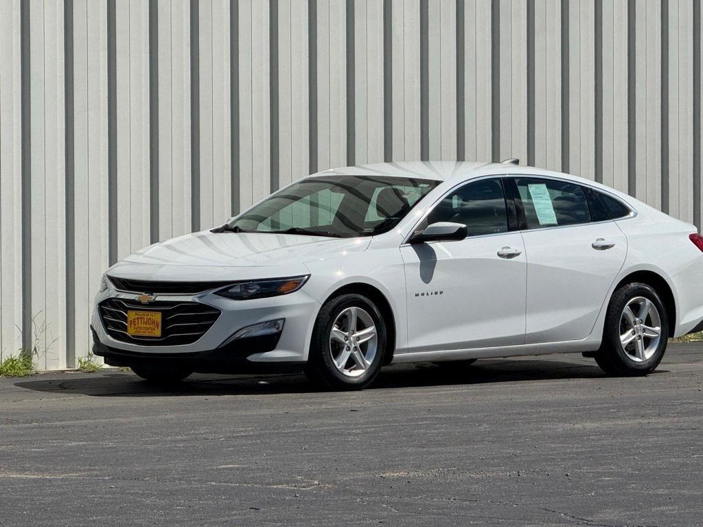 used 2021 Chevrolet Malibu car, priced at $13,950