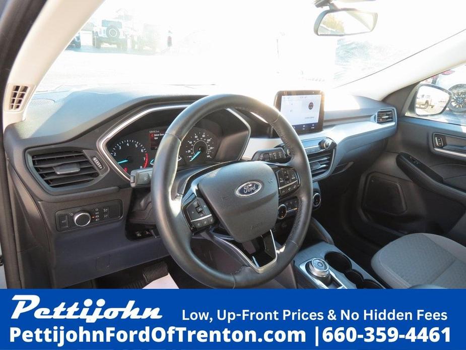 used 2022 Ford Escape car, priced at $18,900