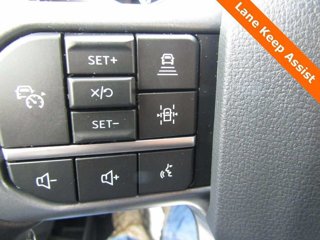 new 2025 Ford F-150 car, priced at $60,076