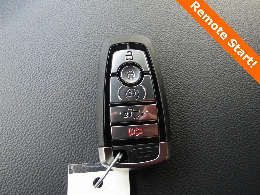 new 2025 Ford F-150 car, priced at $60,076