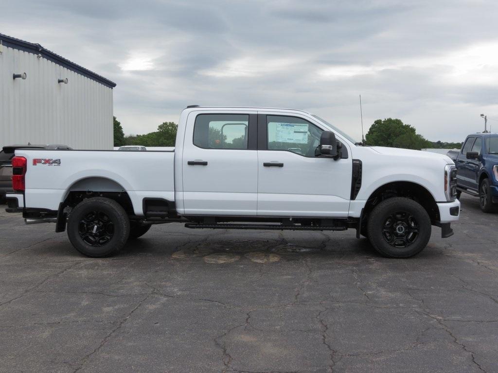 new 2025 Ford F-350 car, priced at $63,685