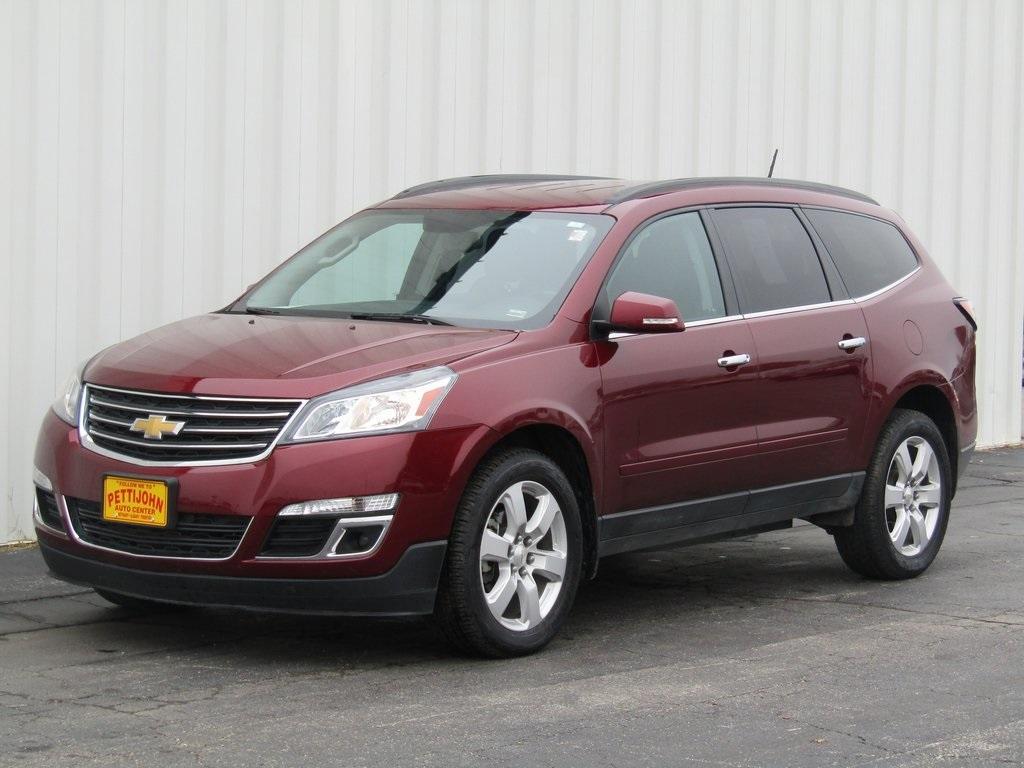 used 2017 Chevrolet Traverse car, priced at $11,295