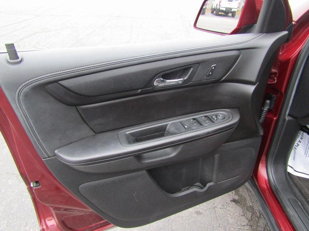 used 2017 Chevrolet Traverse car, priced at $11,295