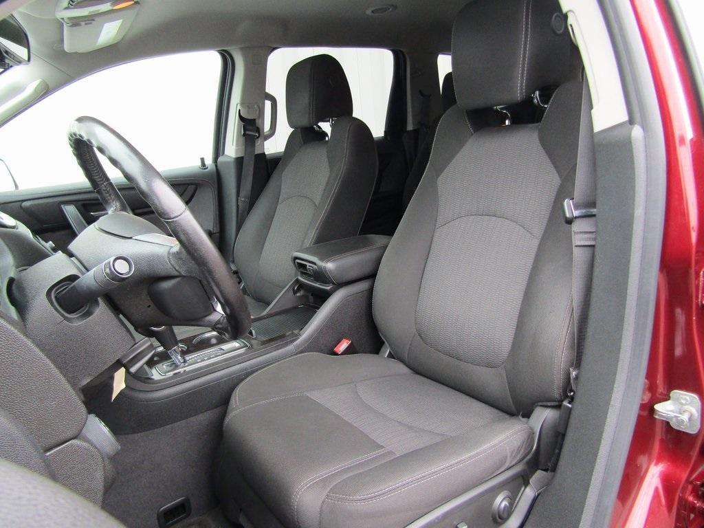 used 2017 Chevrolet Traverse car, priced at $11,295