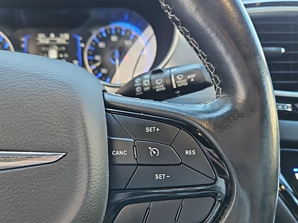 used 2020 Chrysler Pacifica car, priced at $17,995