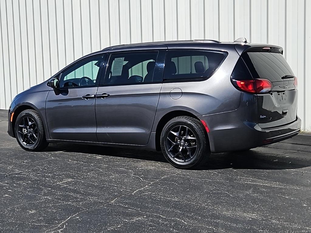 used 2020 Chrysler Pacifica car, priced at $17,995