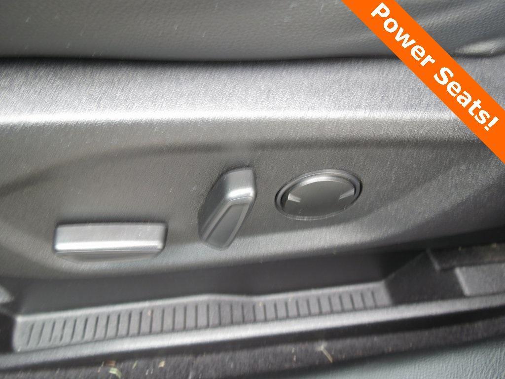 used 2023 Ford Edge car, priced at $21,995