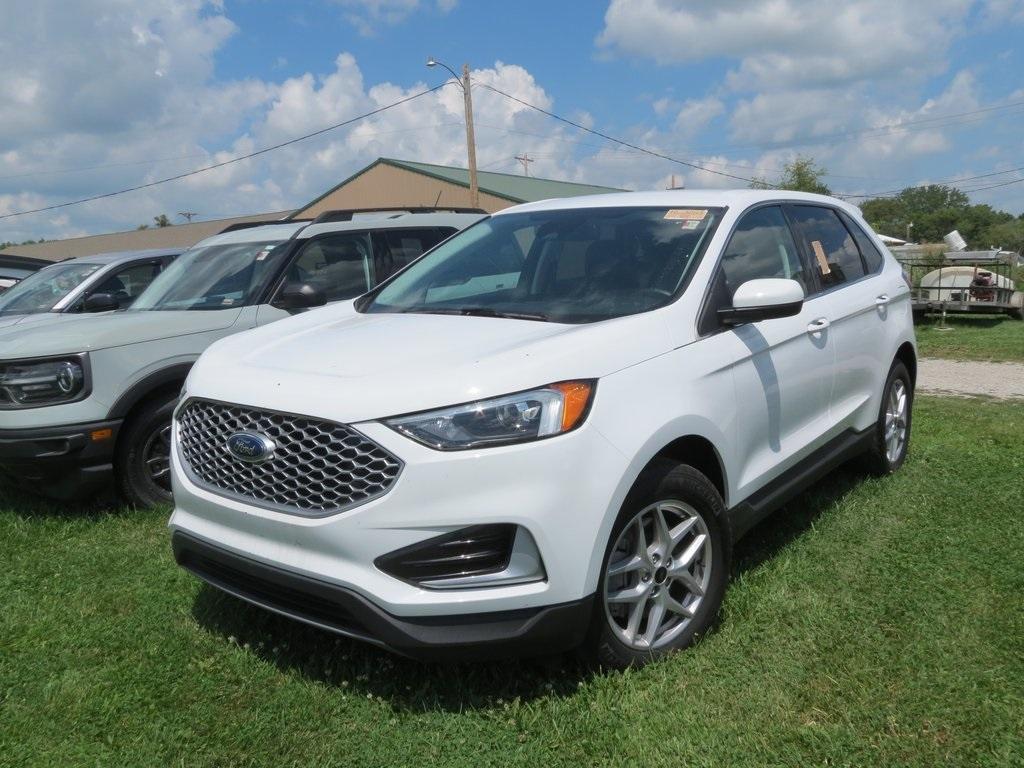 used 2024 Ford Edge car, priced at $25,500