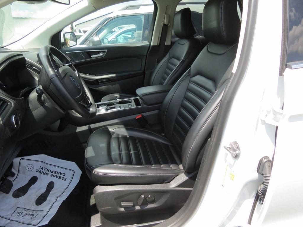 used 2024 Ford Edge car, priced at $25,500